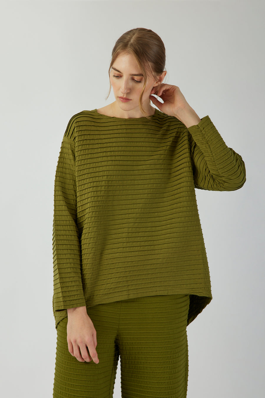 DIP HEM JERSEY PULLOVER