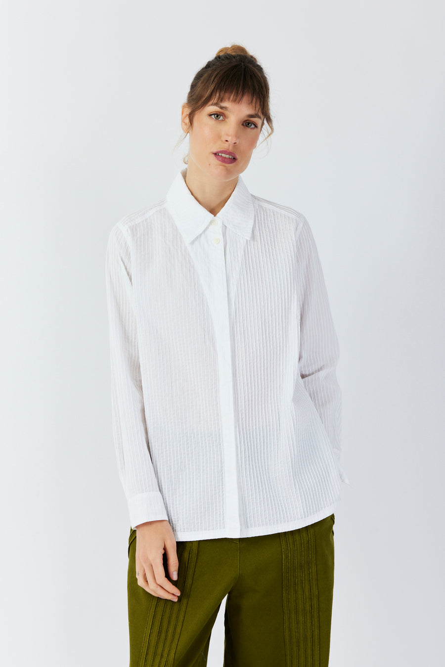 LAPEL PLEAT SHIRT