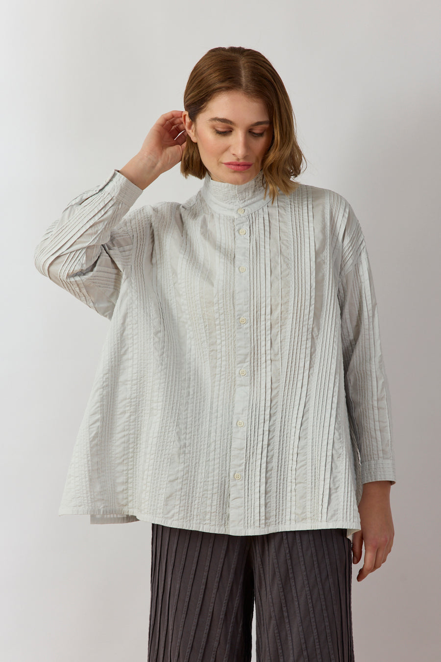 PLEATED OVERSHIRT