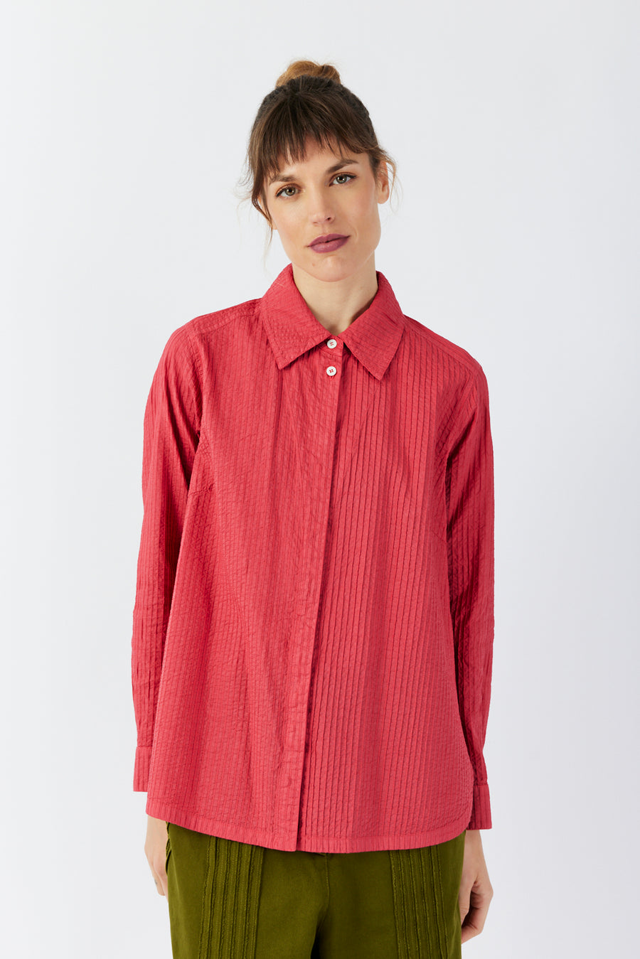 LAPEL PLEAT SHIRT