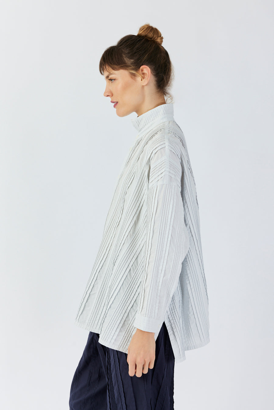 PLEATED OVERSHIRT