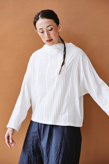 COTTON JERSEY PINTUCK BOATNECK TOP