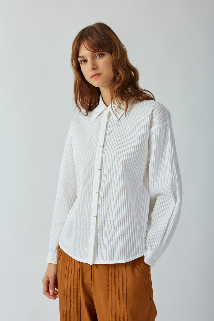 SLIT COLLAR SHIRT